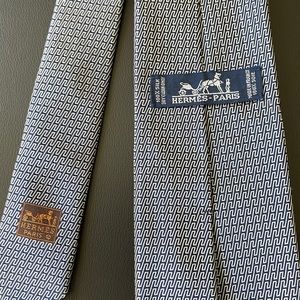 Hermes 100% silk tie